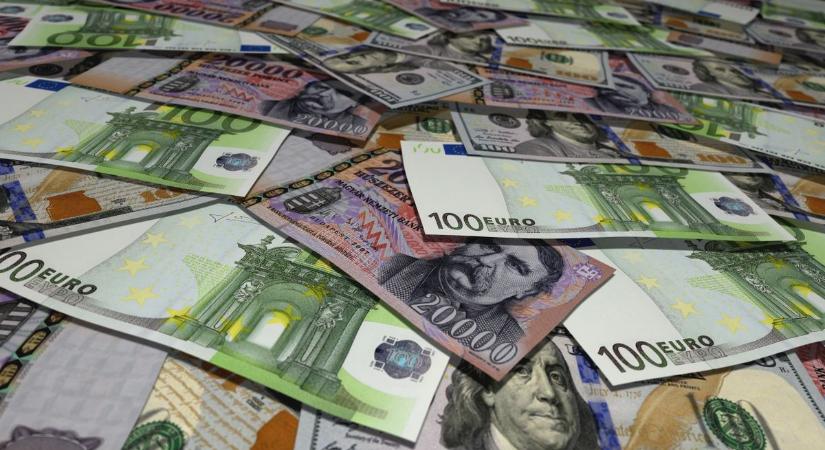 Rápihent a forint egy elképesztő rali után, most jönnek még csak az izgalmak