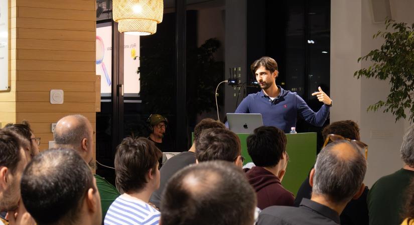 Product @ AI: így hallgatsz meg több százezer usert egyszerre (demó)