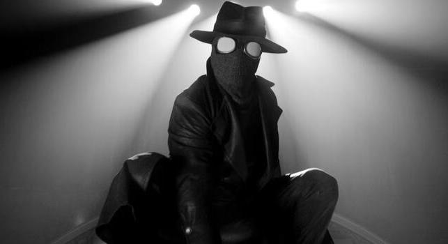 Cigi és noir: az új képek alapján is roppant dögösnek tűnik a Spider-Noir