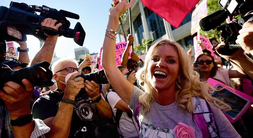 Sokk a popvilágban: pénzzé tette teljes életművét minden idők egyik legsikeresebb énekesnője