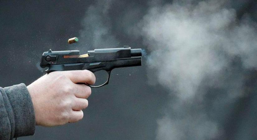 Meglőtték a nagytelevi polgármestert a hivatalában