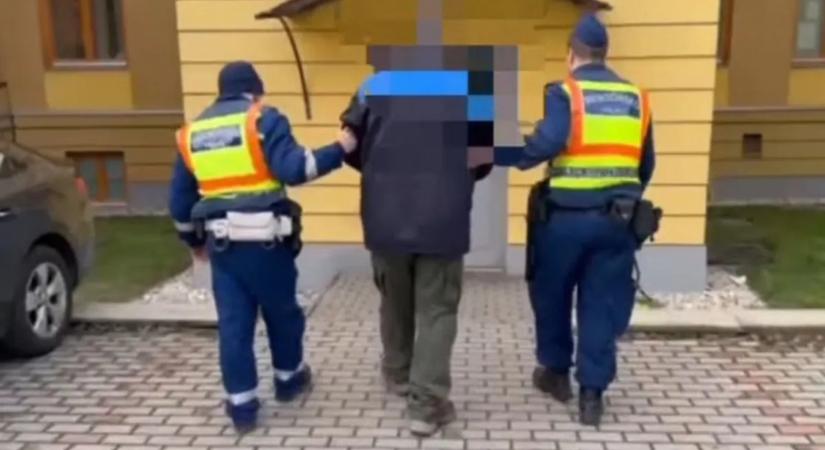 A kórházból üzent a polgármester, és elárulta, miért lőttek rá