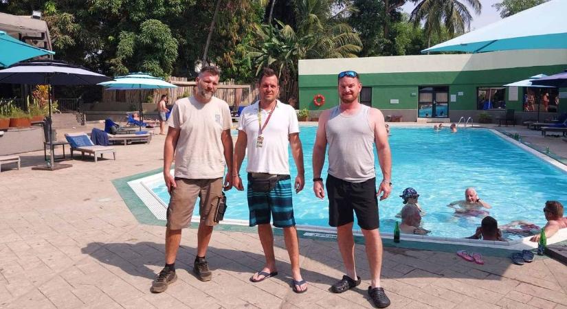 Budapest-Bamako: véget ért a kaland, elindult hazafelé a szombathelyi csapat - fotók