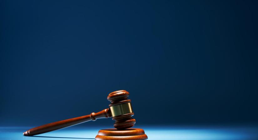 Kenőpénz elfogadásáért öt év börtönt kapott a szekszárdi szociális központ korábbi igazgatója