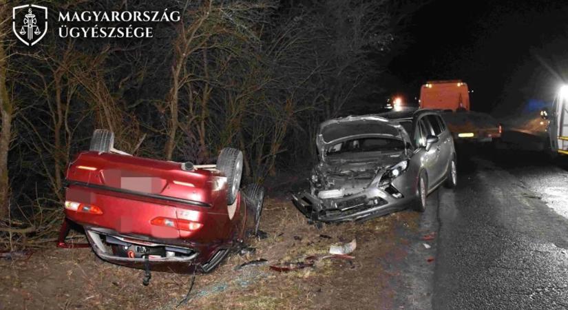 Halálos veszély az út szélén: letarolta az autómentőre váró nőket a szlovák sofőr