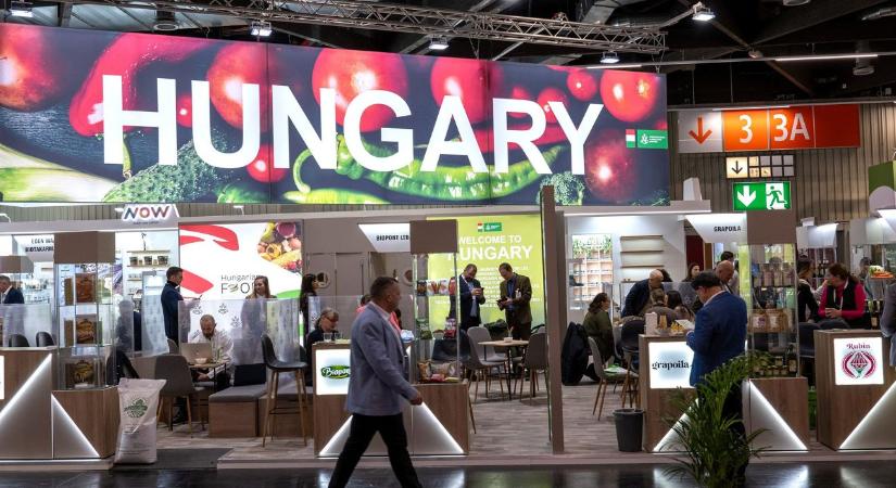 Magyar különlegességek a Biofach 2026-on: ajurvédikus biotakarmány és biosör is bemutatkozott
