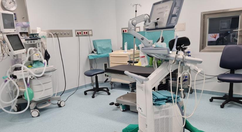 A páciensek biztonsága érdekében leáll a János-kórház lombikcentruma