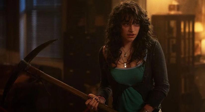 Megvan, ki váltja Odessa A'ziont a Deep Cuts című filmben, amiből a színésznő akkor szállt ki, amikor kiderült, hogy "fehérre mosták" a karakterét