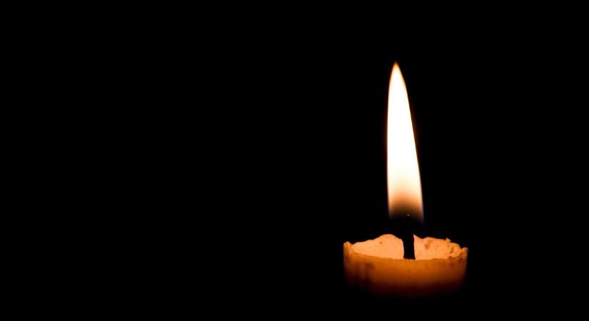 Gyászolnak Szűcsiben: elhunyt dr. árvanagyfalusi Bajza Kálmán