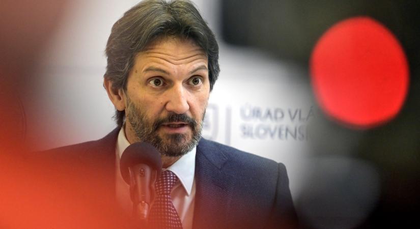 Kaliňák: Nem ócskavasakat küldtünk Ukrajnába, a repülési naplók szerint nyolc gép üzemelt