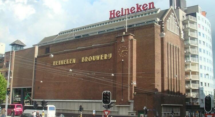Heineken: akár 6 ezer munkahely szűnhet meg a gyenge kereslet miatt