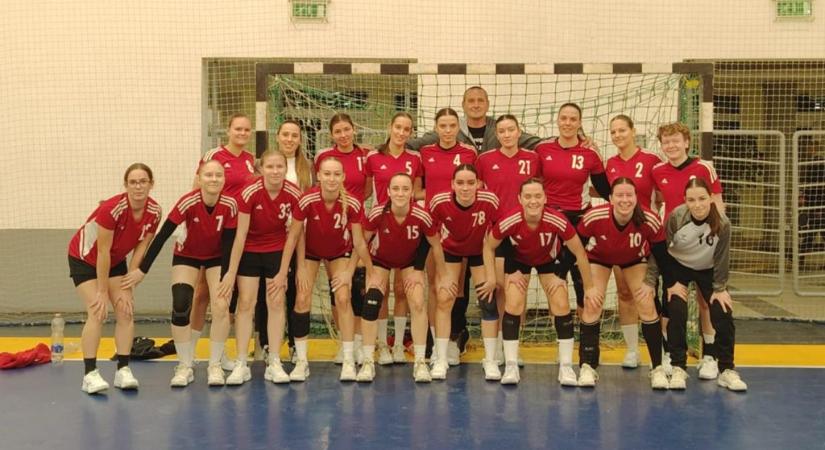 Kézilabda – Második helyen a hevesi hölgyek a bajnokság félidejében