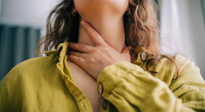 Nem oké, ha nehezedre esik lenyelni egy nagyobb kortyot: 5 ok a jelenség mögött