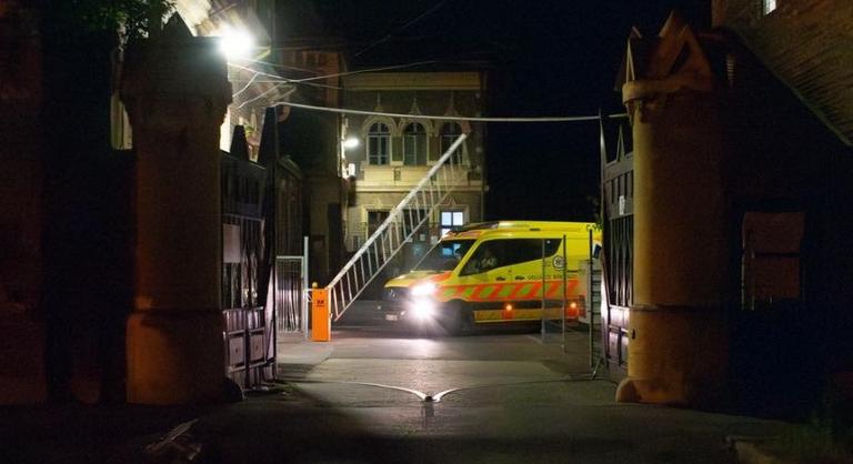 Csak a szerencsén múlt, hogy megmenekült egy idős nő Pest vármegyében