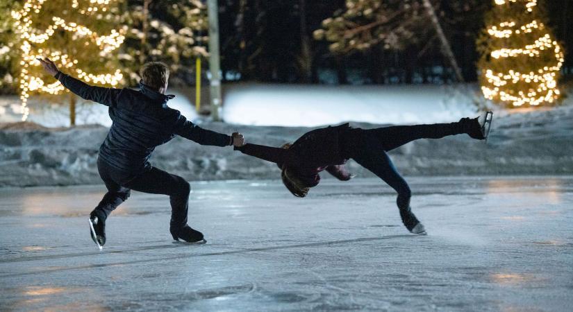 A Netflix sport sorozatában egy olyan "elátkozott" olimpiai helyszínen korcsolyáztak, amely majdnem tönkretette a sportág hírnevét