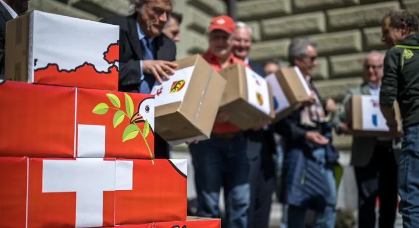 Svájcban népszavazáson döntenek arról, hogy 10 millió főben korlátozzák-e a népesség számát