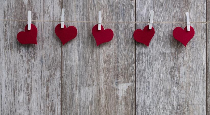 Jön a Valentin-nap – ellenőrzéseket tart a NAV