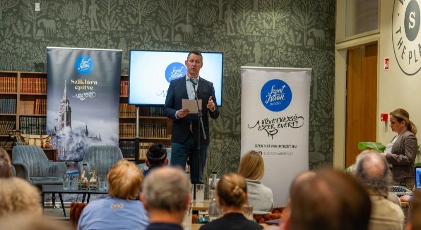 Fülöp Attila: mi marad a közéletből, ha a kereszténység kikerül a társadalmi alapok közül?