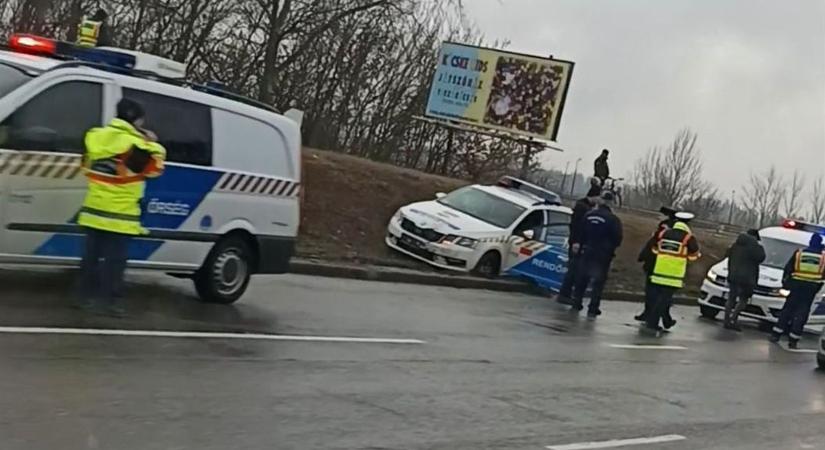 Kiderült, ki vezette a kisbuszt a tószegi autós üldözésben, azonnal letartóztatták