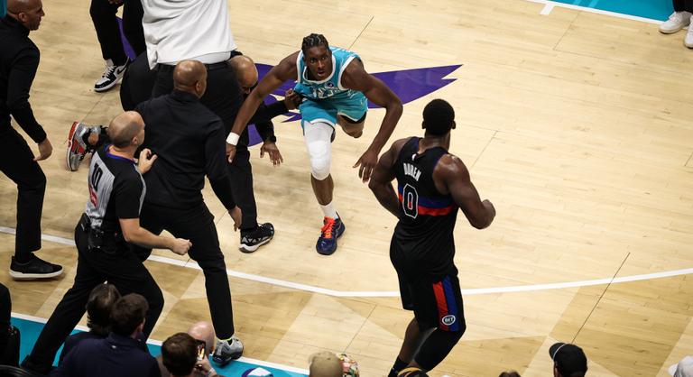 Drákói szigorral sújtott le a liga: 17 meccs és másfél millió dollár az összbüntetés