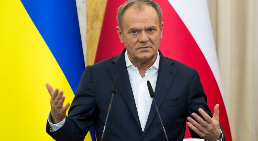 Donald Tusk nem fogadta el Donald Trump meghívását