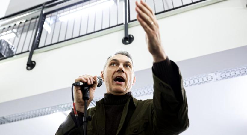 Lázár János: Még jobb lenne a kampány, ha Habony vezetné