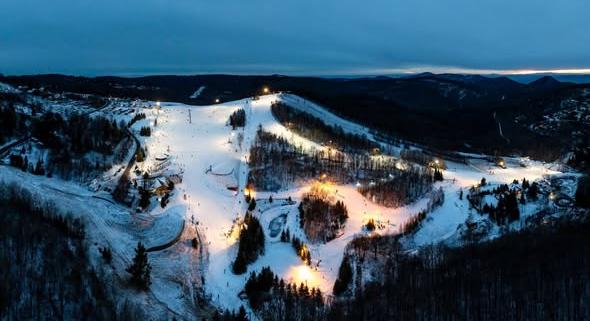 Újabb pályákkal és felvonóval bővül idén a Mátraszentistváni Sípark
