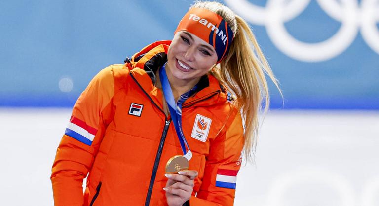 13 millió forintos Birkin táskával lepte meg olimpiai bajnok barátnőjét a dúsgazdag influencer