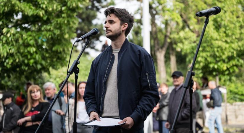 Tompos Márton közzétette, hol készülhetett a kép a Radnai Márk nevével bejegyzett, rejtélyes weboldalon