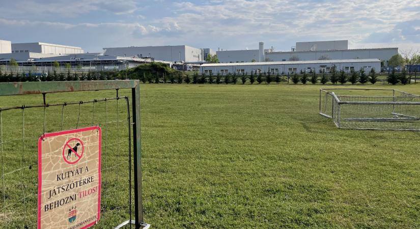 Telex: a Samsung vezetői az Átlátszó ellehetetlenítéséről tárgyaltak