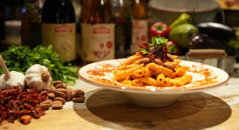 11 étel, amit 40 felett tilos enni: sokszorosan károssá válik, a rák esélyeit is növeli néhány