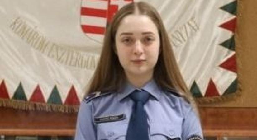 „Markoltam a ruháját 15 méter magasban” - Kétszer is életet mentett a fiatal magyar rendőrnő