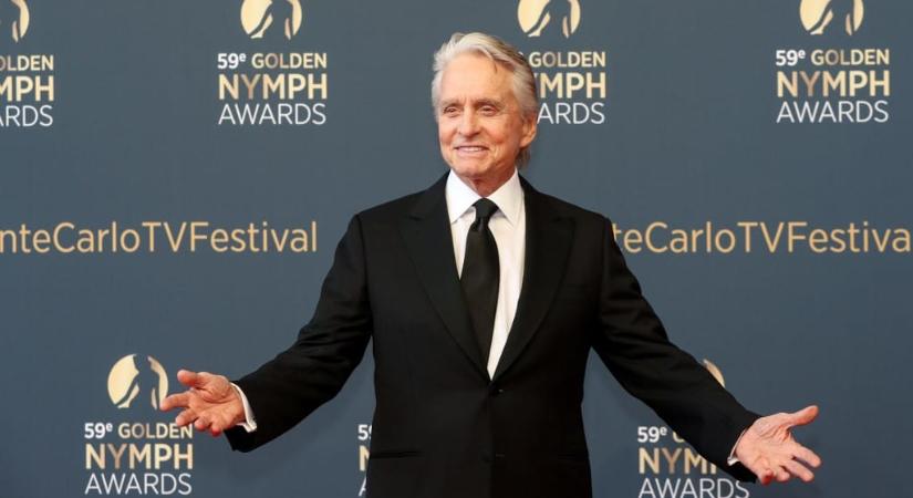 Michael Douglas visszavonult, de nem állt le