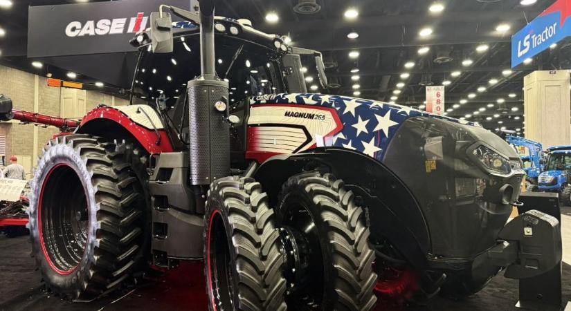 Lehullt a lepel: ilyen lett a 250 éves USA traktora