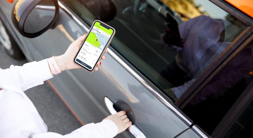 Márciustól megszűnik a kényelmi díj a mobilparkolásnál