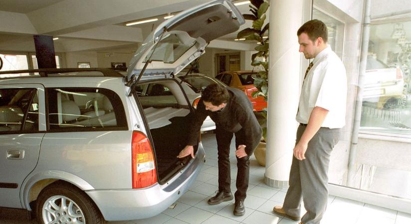 Minél nagyobb, annál jobb - mondjuk a tényleges méret sokszor köszönőviszonyban sincs a valósággal