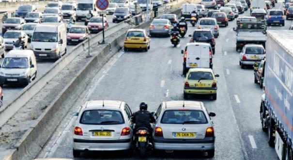 Olvasói: miért jó neked, ha direkt feltartasz engem a kocsisorok között?