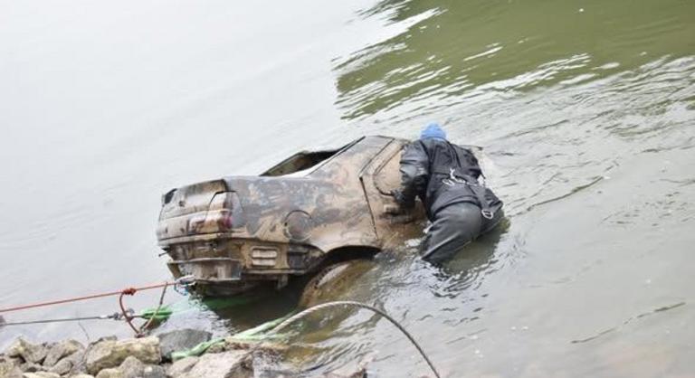 Kiemelték egy eltűnt férfi holttestét a Dunából