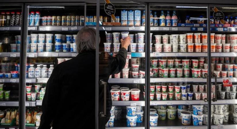 Meghosszabbították az árréstopot, és ismét lehet SZÉP-kártyával hideg élelmiszert venni