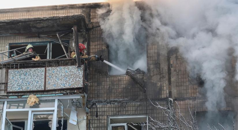 Éjjel rakétákkal és drónokkal támadott ukrajnai célpontokat az orosz hadsereg