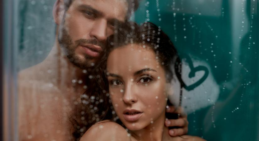 Közös zuhanyozás: 5 érv amellett, hogy együtt töltsetek egy kis időt a fürdőszobában