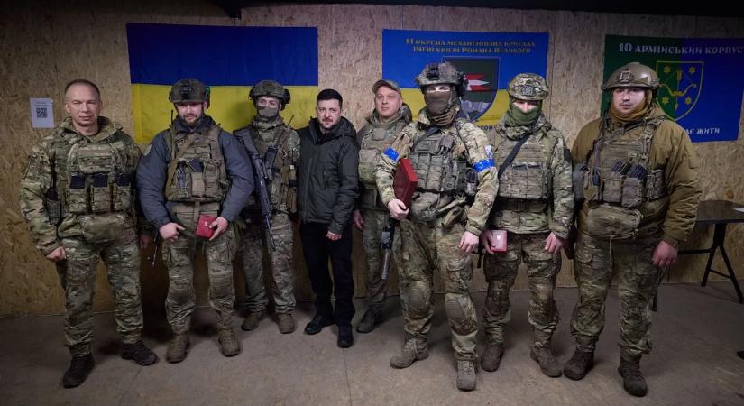 Úton Brüsszelbe adott különleges interjút Orbán Viktor – videó