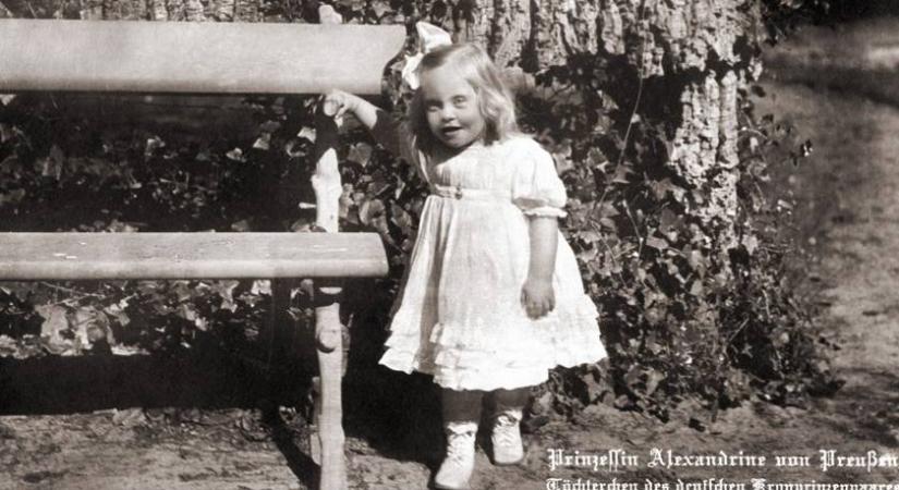 A Down-szindrómás hercegnő, akit a szülei nem voltak hajlandók rejtegetni: soha nem fordult korábban ilyen elő