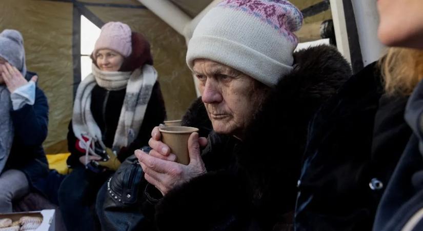 Nincs áram, nincs fűtés, nincs menekvés – így élték túl az éjszakát az ukrán civilek – videó