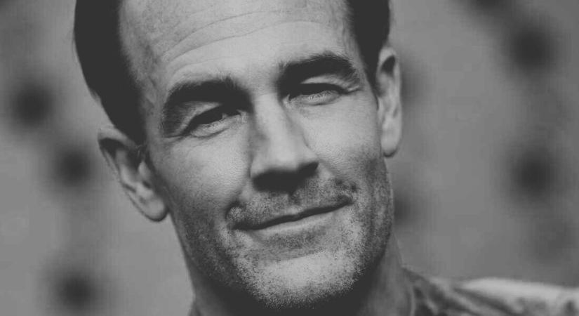 Gyászol a színészvilág, elhunyt az egyik legnépszerűbb amerikai sorozat sztárja