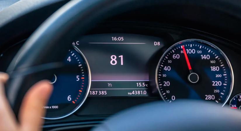 Km-csalások a használt autók a piacán: íme a toplista!