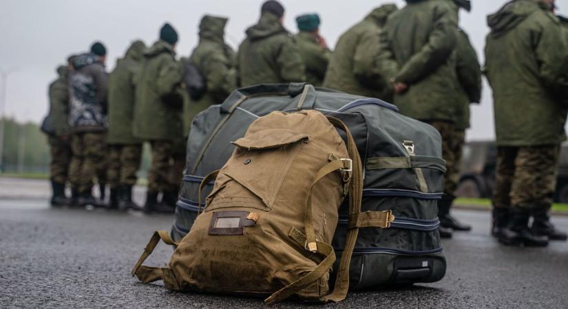 A hatalmas veszteségek nyomán senki sem kívánkozik az ukrán frontra – kényszersorozás borzolja a kedélyeket Ukrajnában