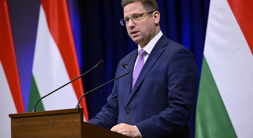 Gulyás Gergely lerázta a kormányról a felelősséget a gödi szennyezés ügyében
