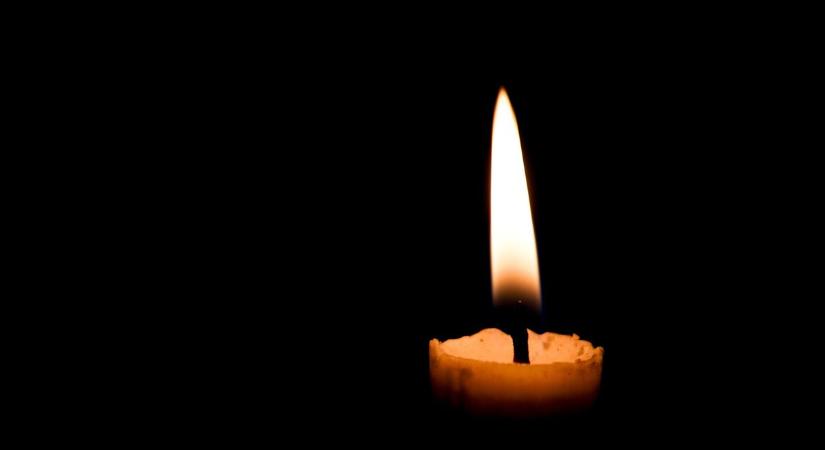 Elhunyt az iskolaigazgató, gyászolnak az óvári gazdászok is