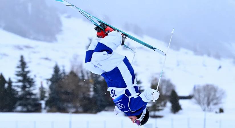 A téli olimpiák történetének első nyíltan transznemű sportolója lett a svéd síakrobatikázó